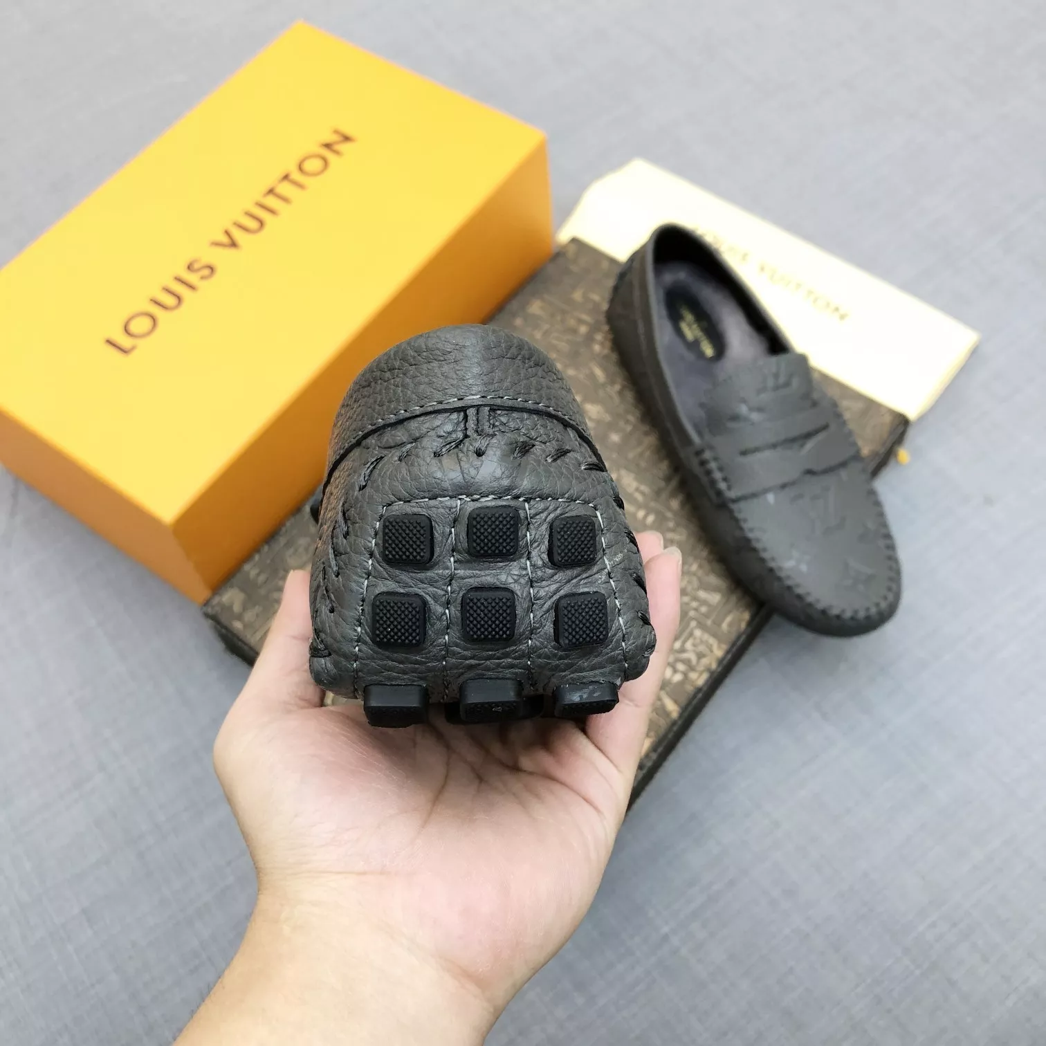 louis vuitton lv oxfords chaussures pour homme s_12747374